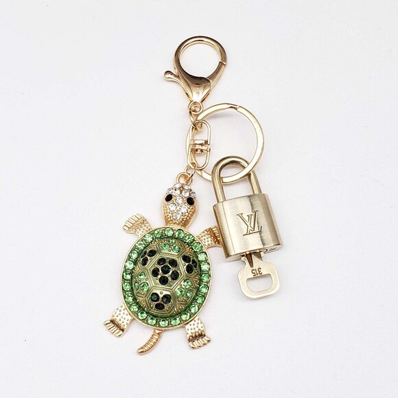 Authentic Louis Vuitton Lock & Key with unbranded Bagcharm, Keycharm, Keychain - Picture 2 of 8